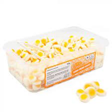 Mini Fried Eggs Tub moossweetsandchews